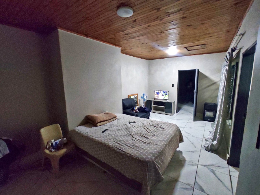 6 Bedroom Property for Sale in Sasolburg Ext 5 Free State